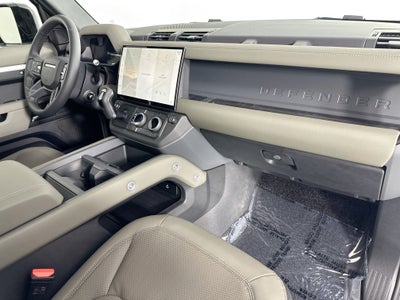 2026 Land Rover Defender 110 X-Dynamic SE
