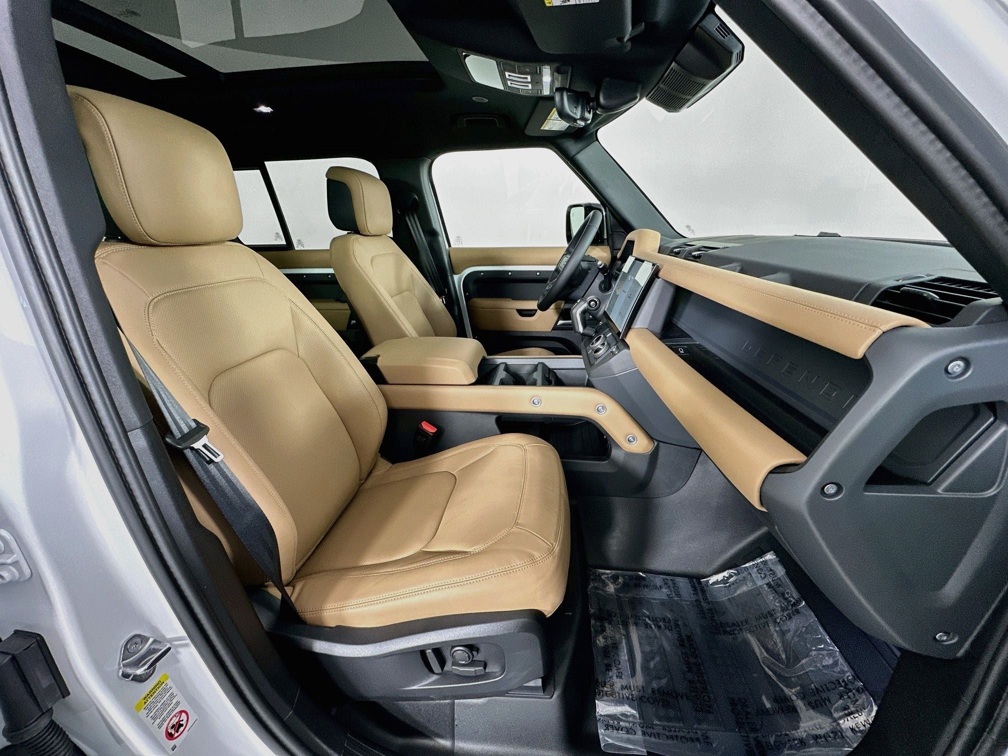 2026 Land Rover Defender 110 X-Dynamic SE