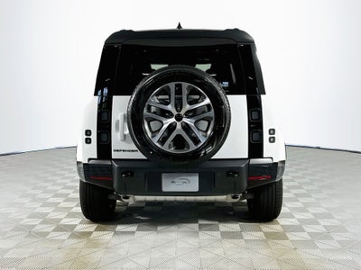 2026 Land Rover Defender 110 X-Dynamic SE