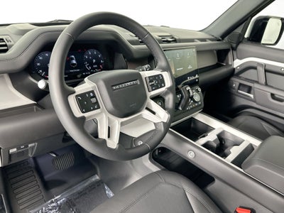 2026 Land Rover Defender 110 X-Dynamic SE