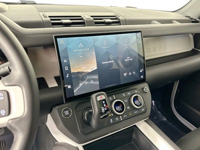 2026 Land Rover Defender 110 X-Dynamic SE