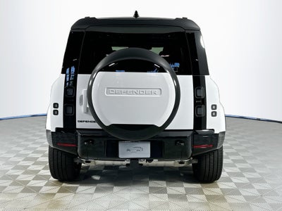 2026 Land Rover Defender 110 X-Dynamic SE