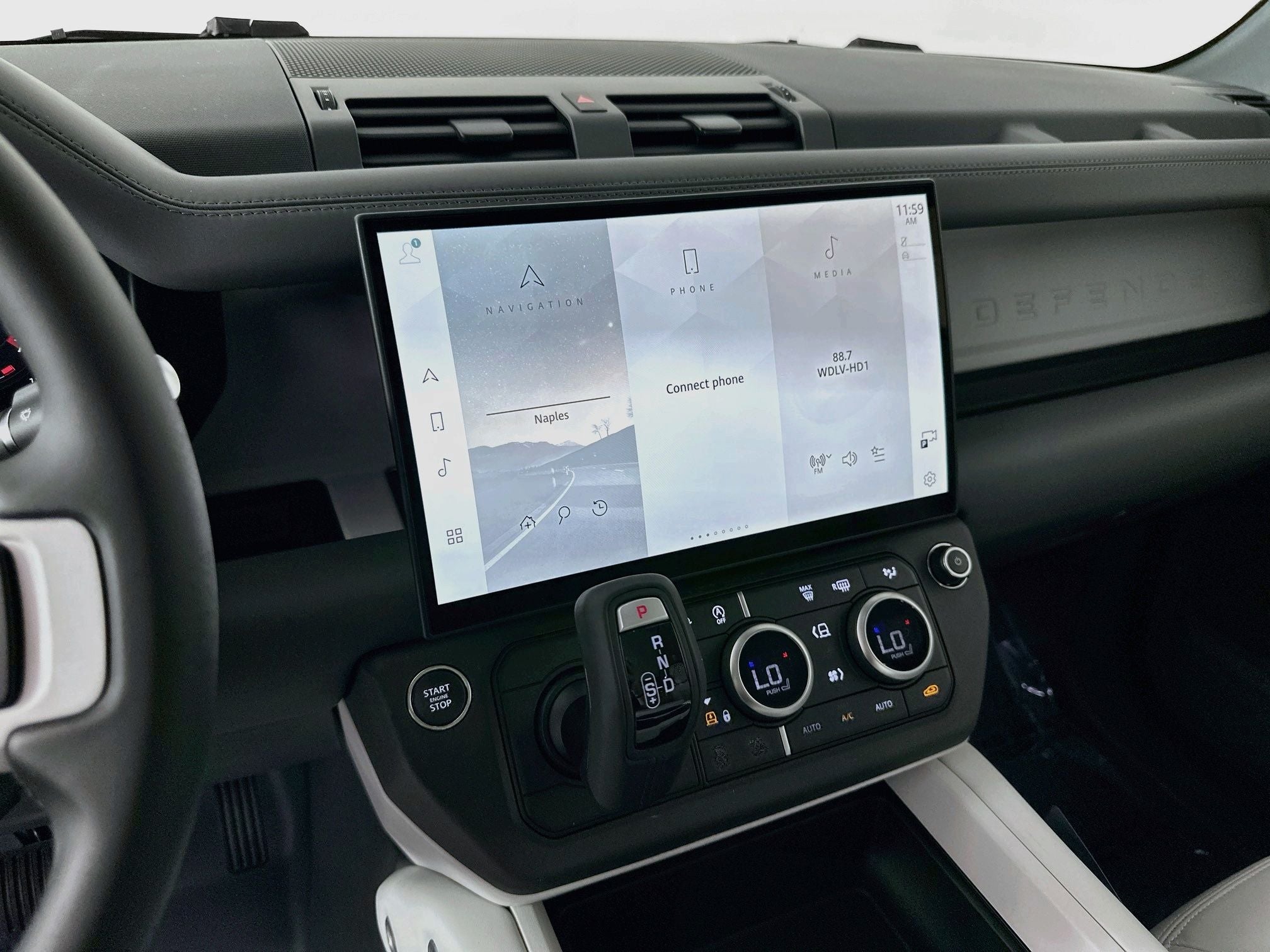 2026 Land Rover Defender 110 X-Dynamic SE