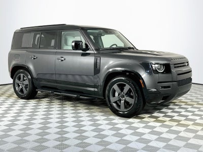 2026 Land Rover Defender 110 X-Dynamic SE