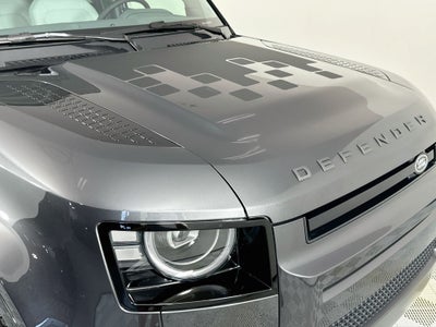 2026 Land Rover Defender 110 X-Dynamic SE