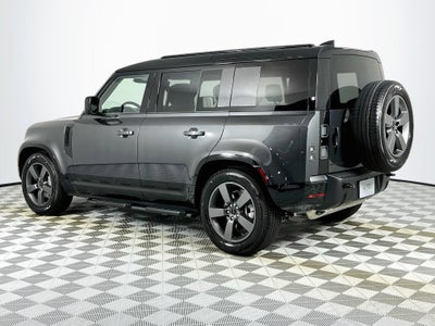 2026 Land Rover Defender 110 X-Dynamic SE