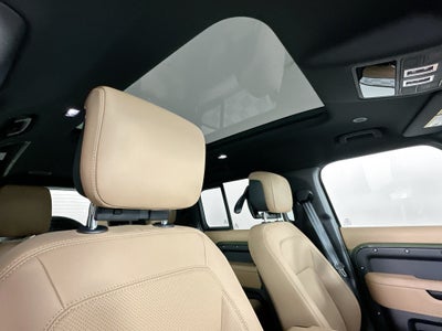 2026 Land Rover Defender 110 X-Dynamic SE