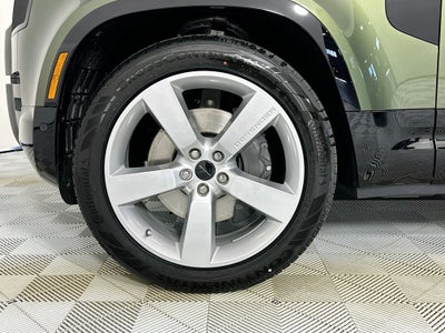 2026 Land Rover Defender 110 X-Dynamic SE