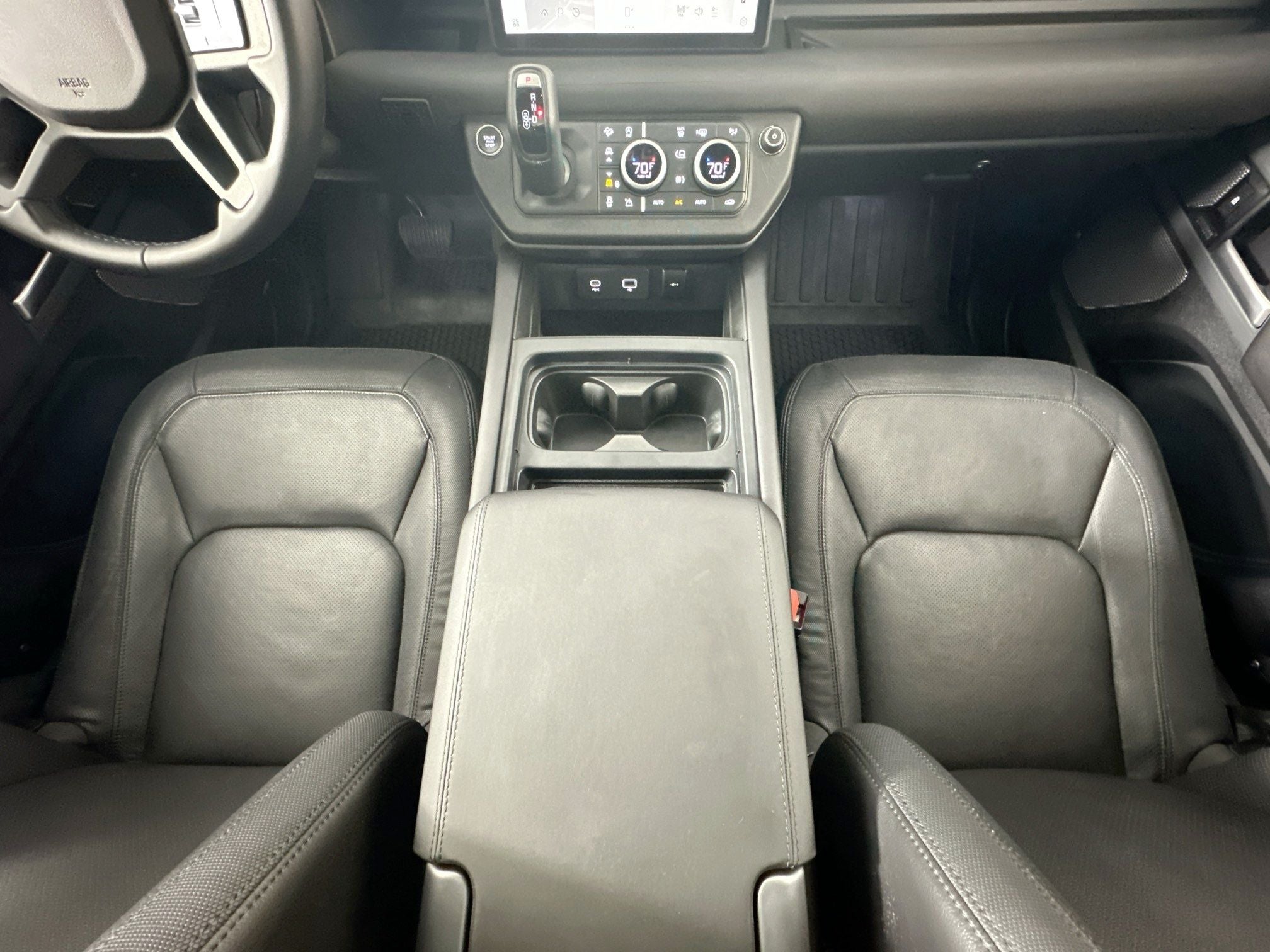 2024 Land Rover Defender 110 X-Dynamic SE
