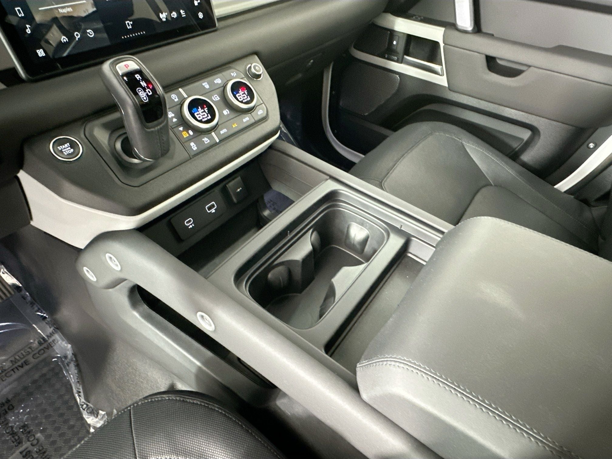 2024 Land Rover Defender 110 X-Dynamic SE
