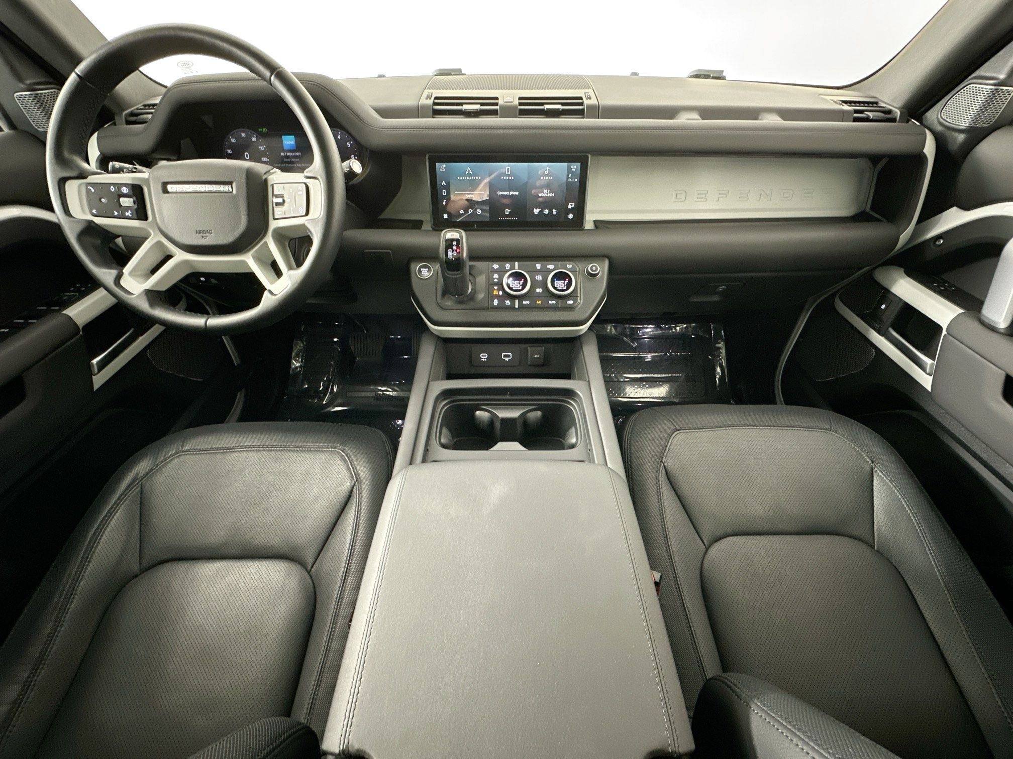 2024 Land Rover Defender 110 X-Dynamic SE