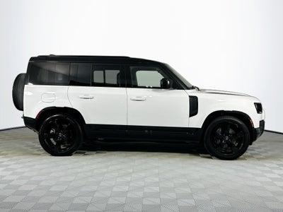 2024 Land Rover Defender 110 X-Dynamic SE