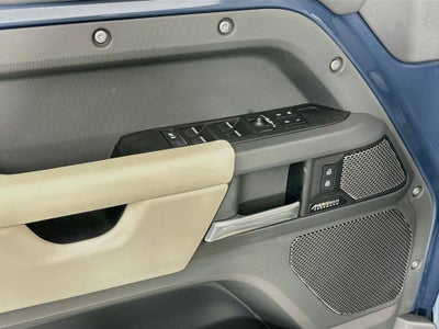 2024 Land Rover Defender 110 X-Dynamic SE