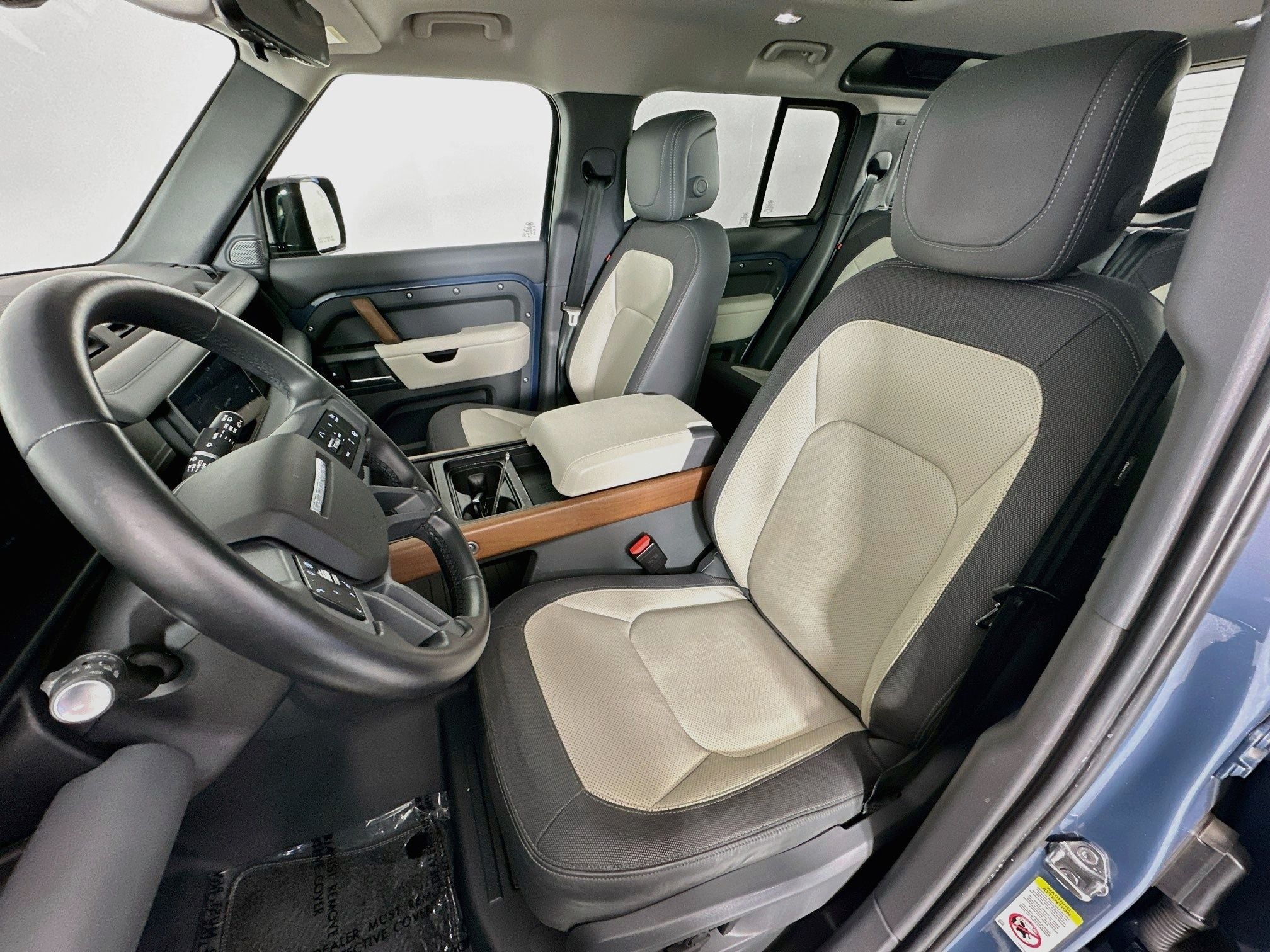 2024 Land Rover Defender 110 X-Dynamic SE
