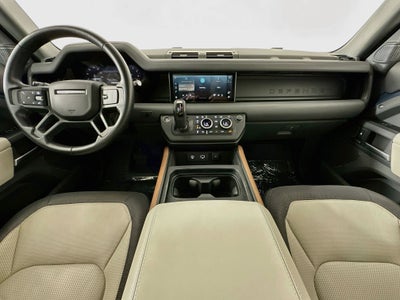 2024 Land Rover Defender 110 X-Dynamic SE