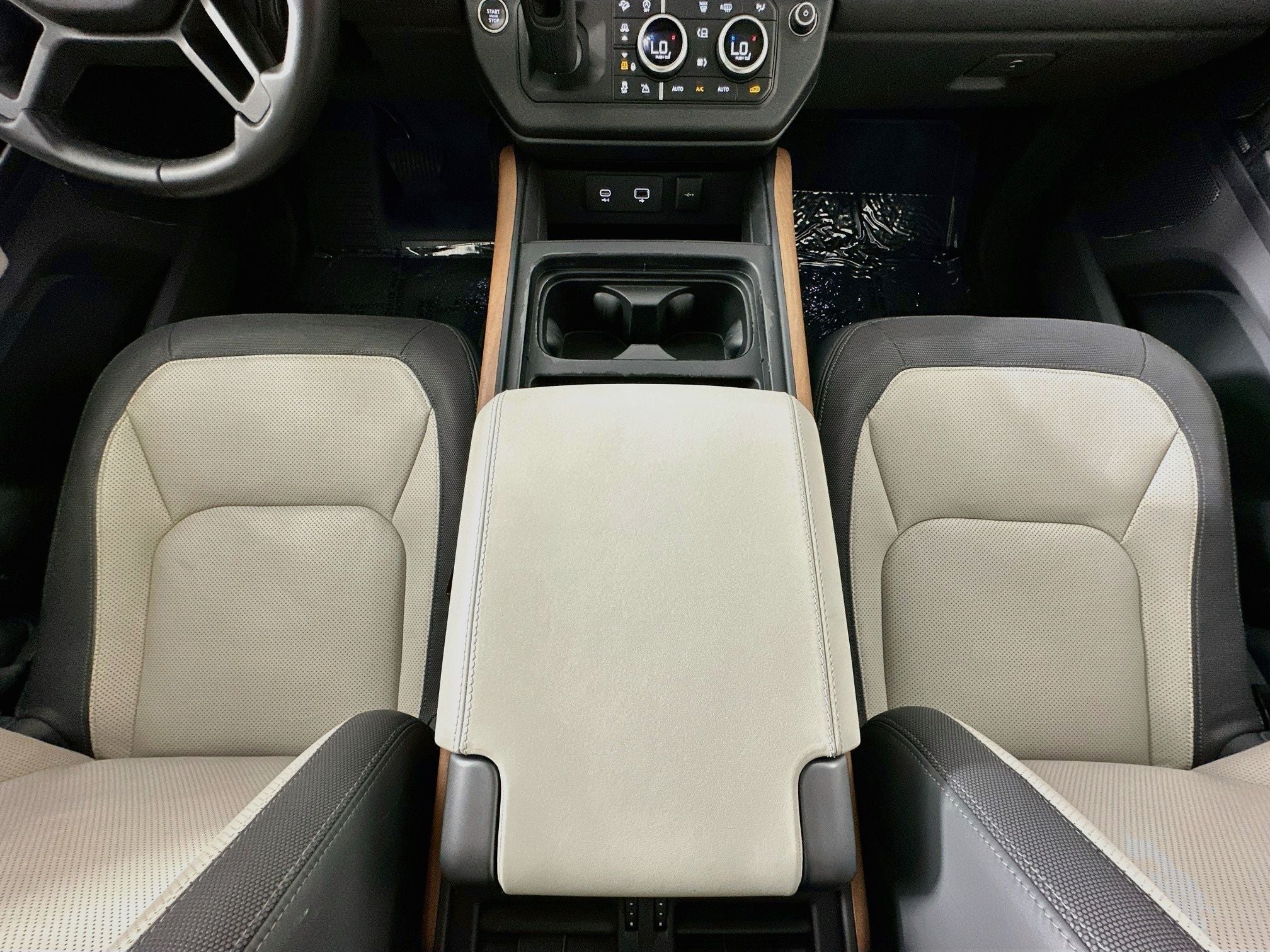 2024 Land Rover Defender 110 X-Dynamic SE
