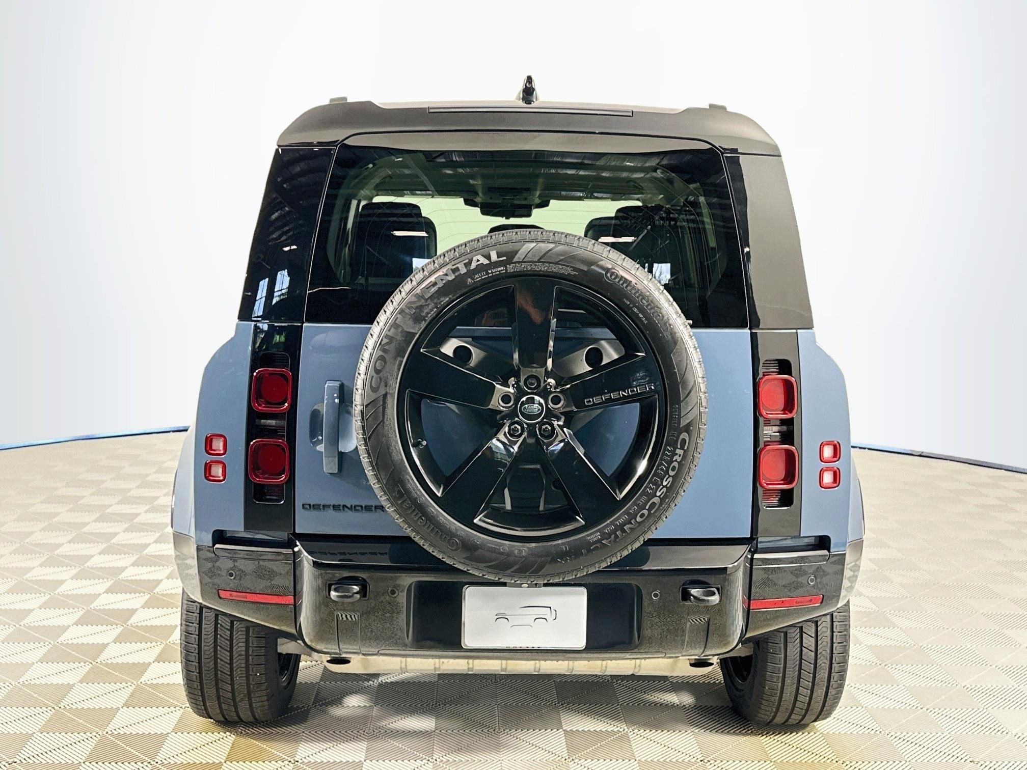 2024 Land Rover Defender 110 X-Dynamic SE