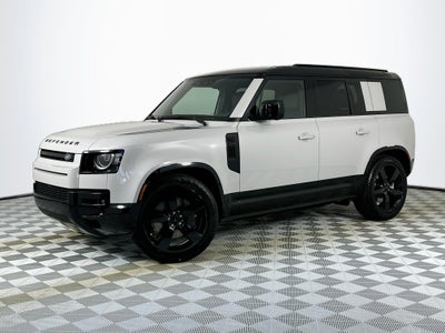 2026 Land Rover Defender 110 X-Dynamic SE