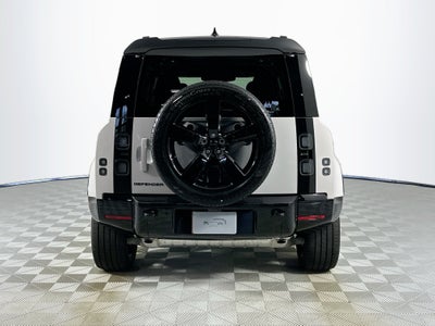 2026 Land Rover Defender 110 X-Dynamic SE