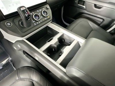 2026 Land Rover Defender 110 X-Dynamic SE