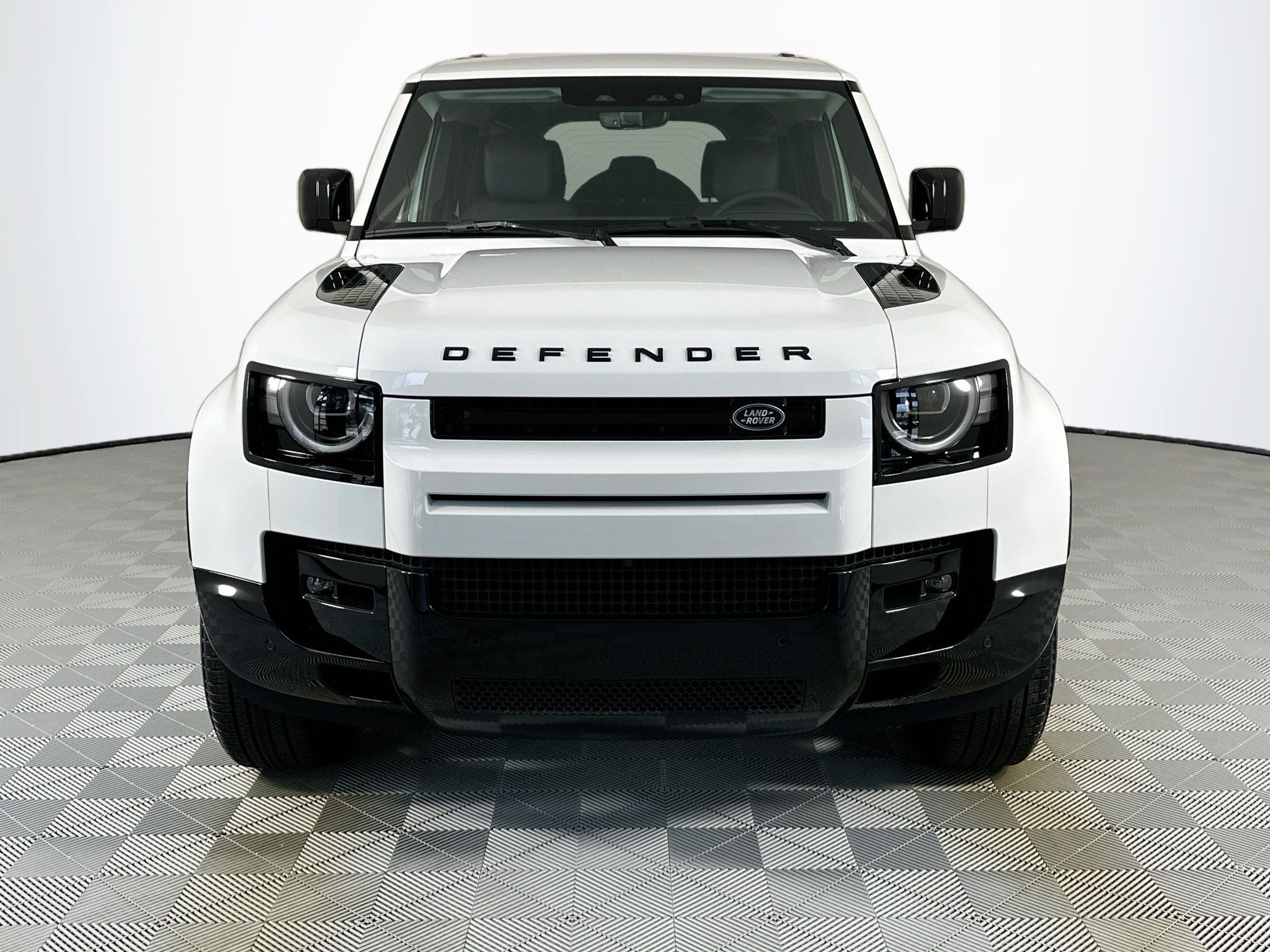 2026 Land Rover Defender 110 X-Dynamic SE