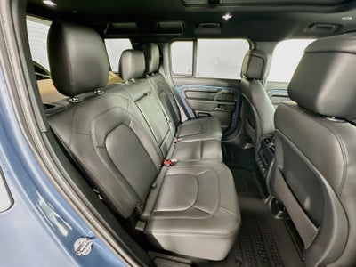 2026 Land Rover Defender 110 X-Dynamic SE
