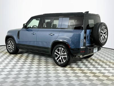2026 Land Rover Defender 110 X-Dynamic SE