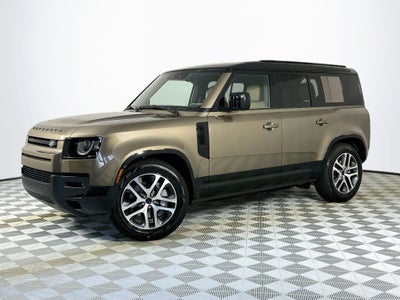 2026 Land Rover Defender 110 X-Dynamic SE
