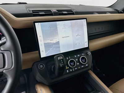2026 Land Rover Defender 110 X-Dynamic SE