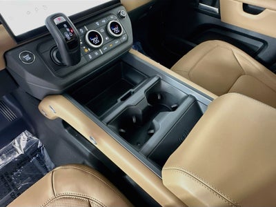 2026 Land Rover Defender 110 X-Dynamic SE