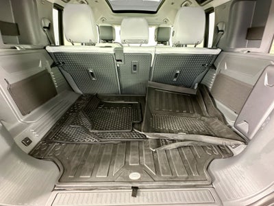 2025 Land Rover Defender 110 X-Dynamic SE