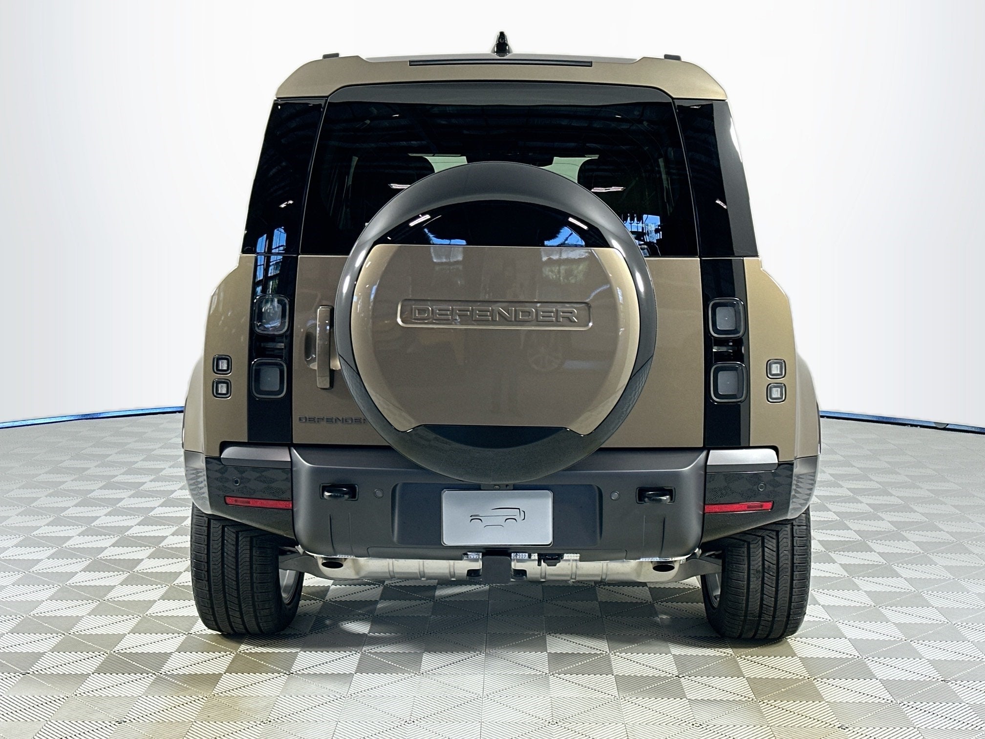 2026 Land Rover Defender 110 X-Dynamic SE