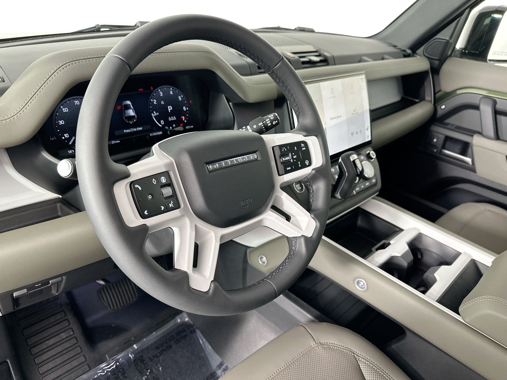 2026 Land Rover Defender 110 X-Dynamic SE