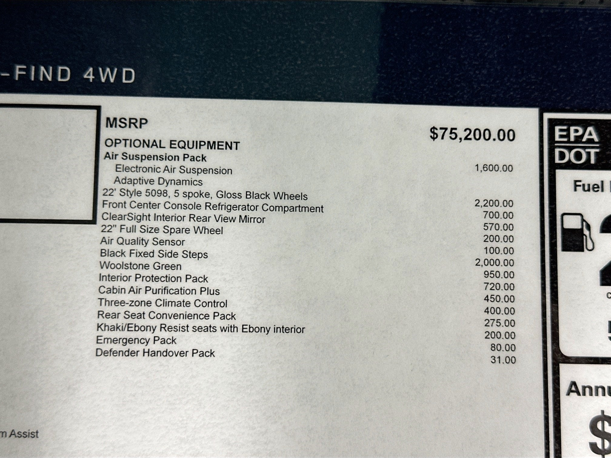 2026 Land Rover Defender 110 X-Dynamic SE