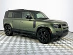 2026 Land Rover Defender 110 X-Dynamic SE