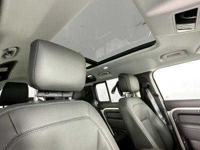 2026 Land Rover Defender 110 X-Dynamic SE