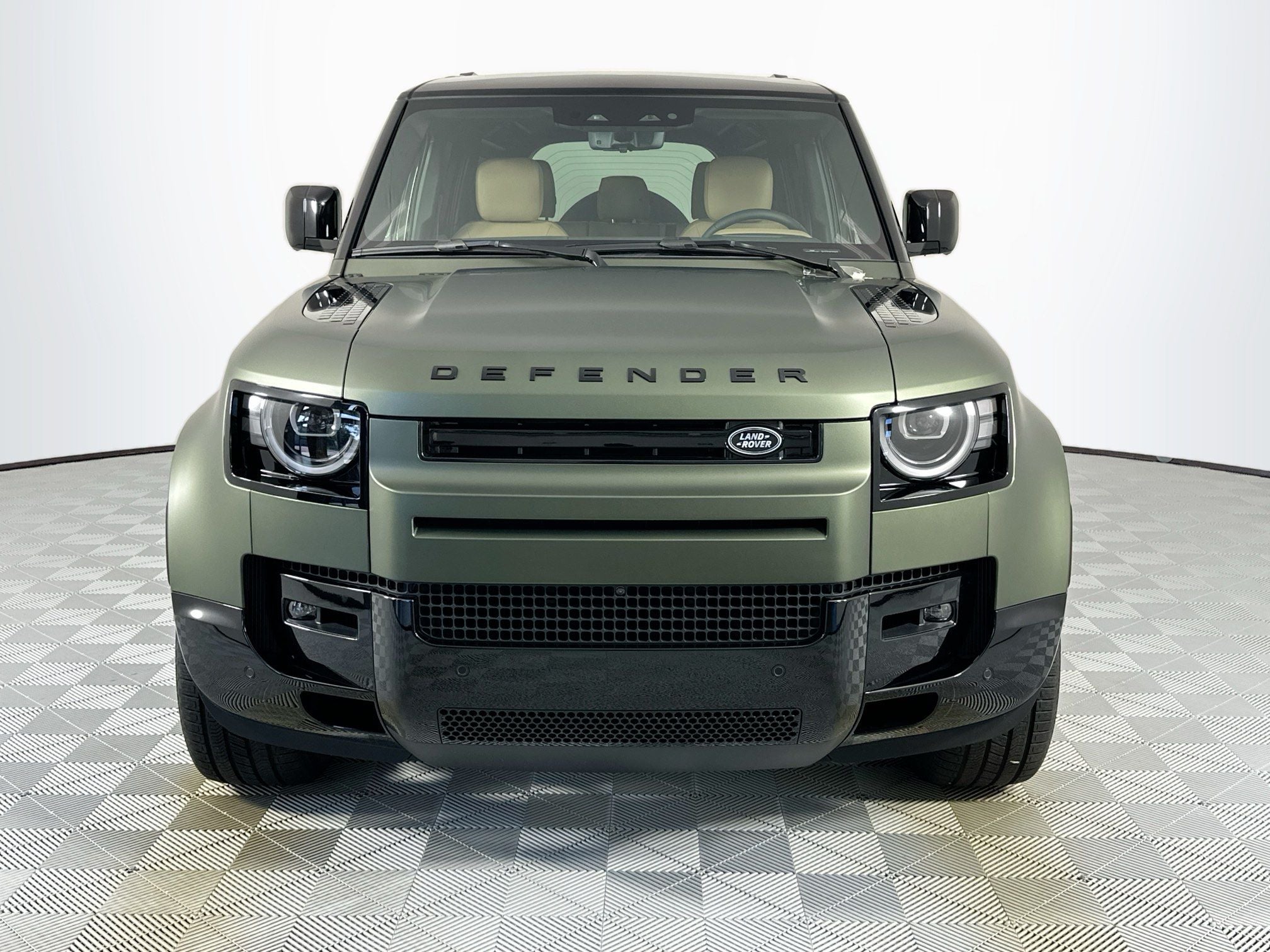 2026 Land Rover Defender 110 X-Dynamic SE