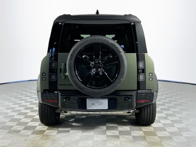 2026 Land Rover Defender 110 X-Dynamic SE
