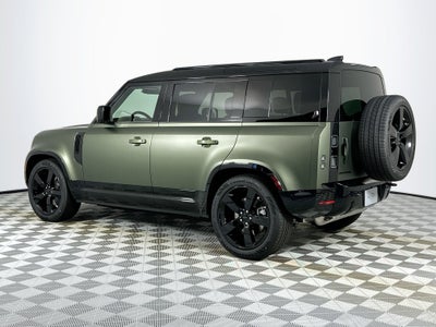 2026 Land Rover Defender 110 X-Dynamic SE