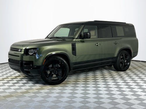 2026 Land Rover Defender 130 X-Dynamic SE