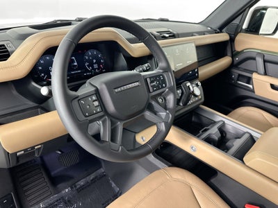 2026 Land Rover Defender 130 X-Dynamic SE