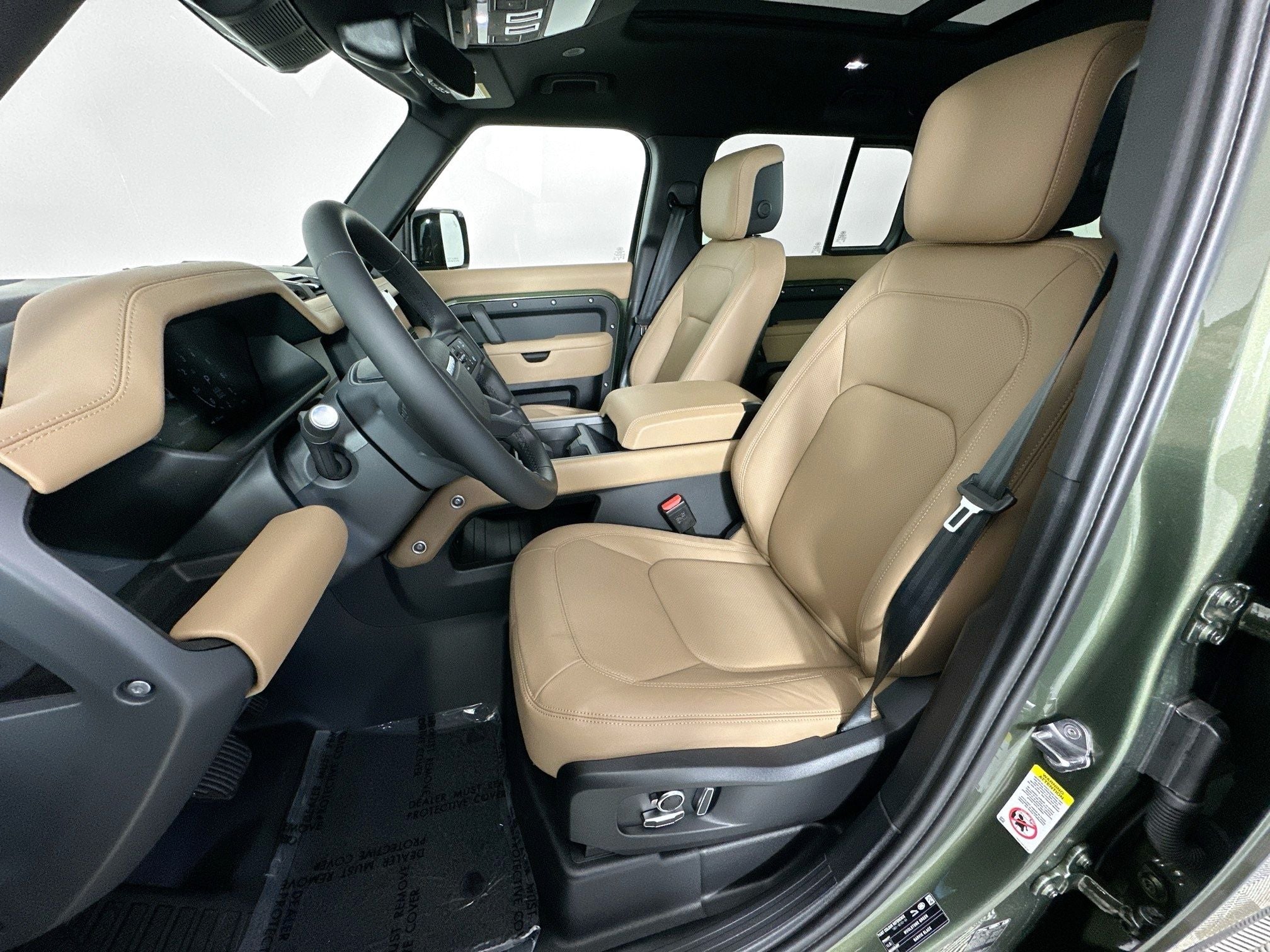 2026 Land Rover Defender 130 X-Dynamic SE