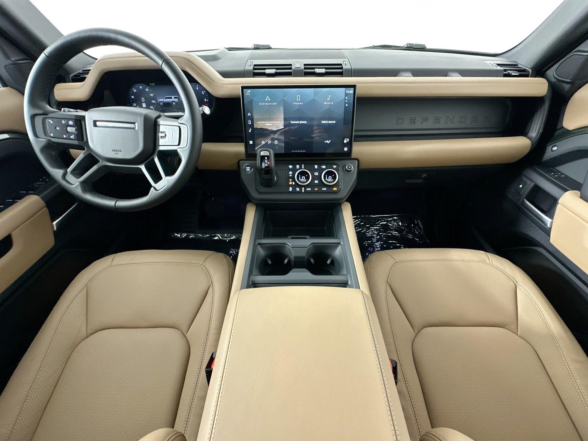 2026 Land Rover Defender 130 X-Dynamic SE