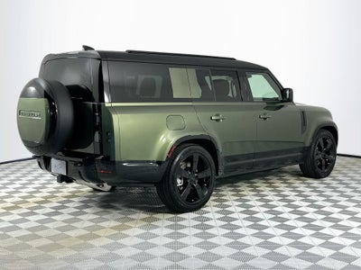 2026 Land Rover Defender 130 X-Dynamic SE