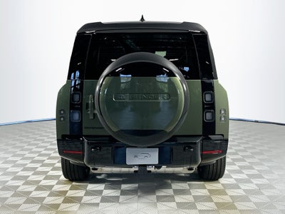 2026 Land Rover Defender 130 X-Dynamic SE