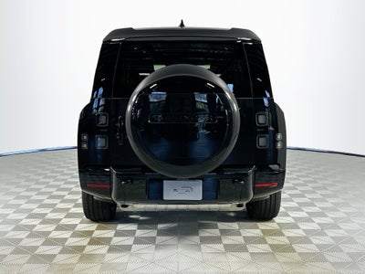 2026 Land Rover Defender 130 X-Dynamic SE