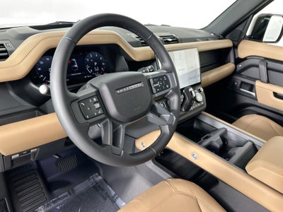 2026 Land Rover Defender 130 X-Dynamic SE
