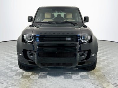 2026 Land Rover Defender 130 X-Dynamic SE