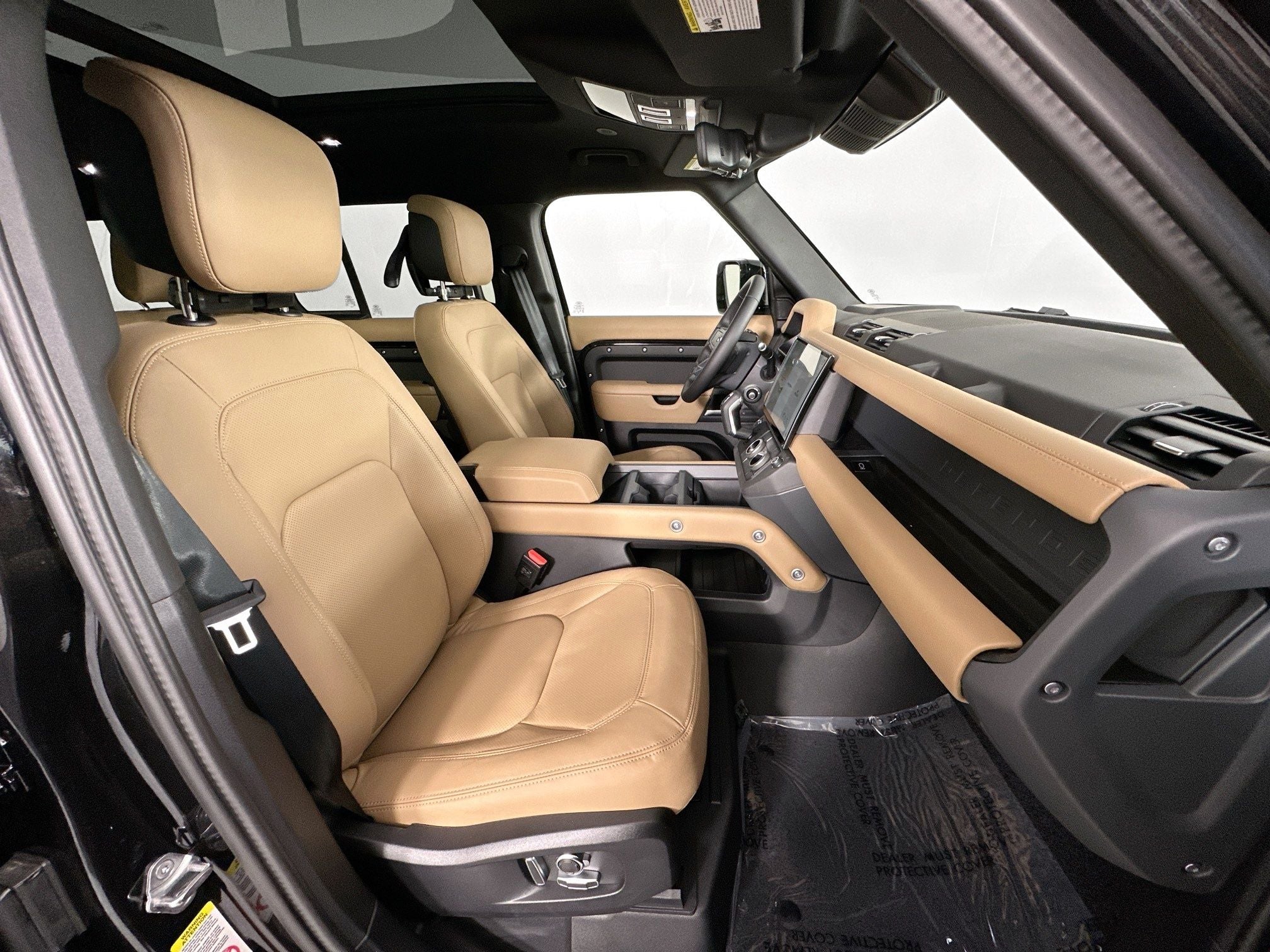 2026 Land Rover Defender 130 X-Dynamic SE