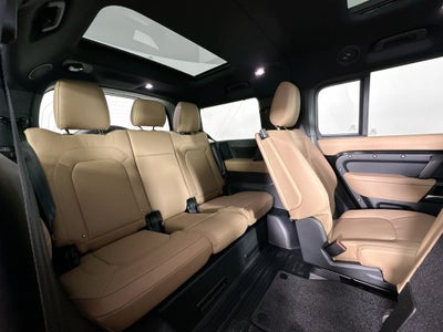 2026 Land Rover Defender 130 X-Dynamic SE